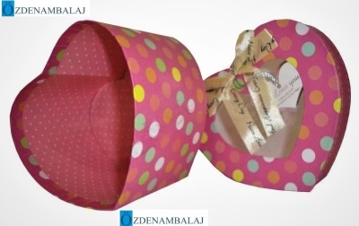 HEDİYE KUTUSU PEMBE  RENKLİ DESEN 1'Lİ 12,5*11,5*8,5 CM